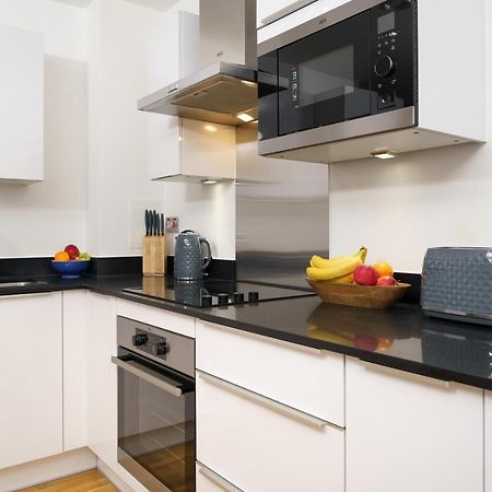 1 Bed Flat Near Canary Wharf, O2 Lägenhet London Exteriör bild